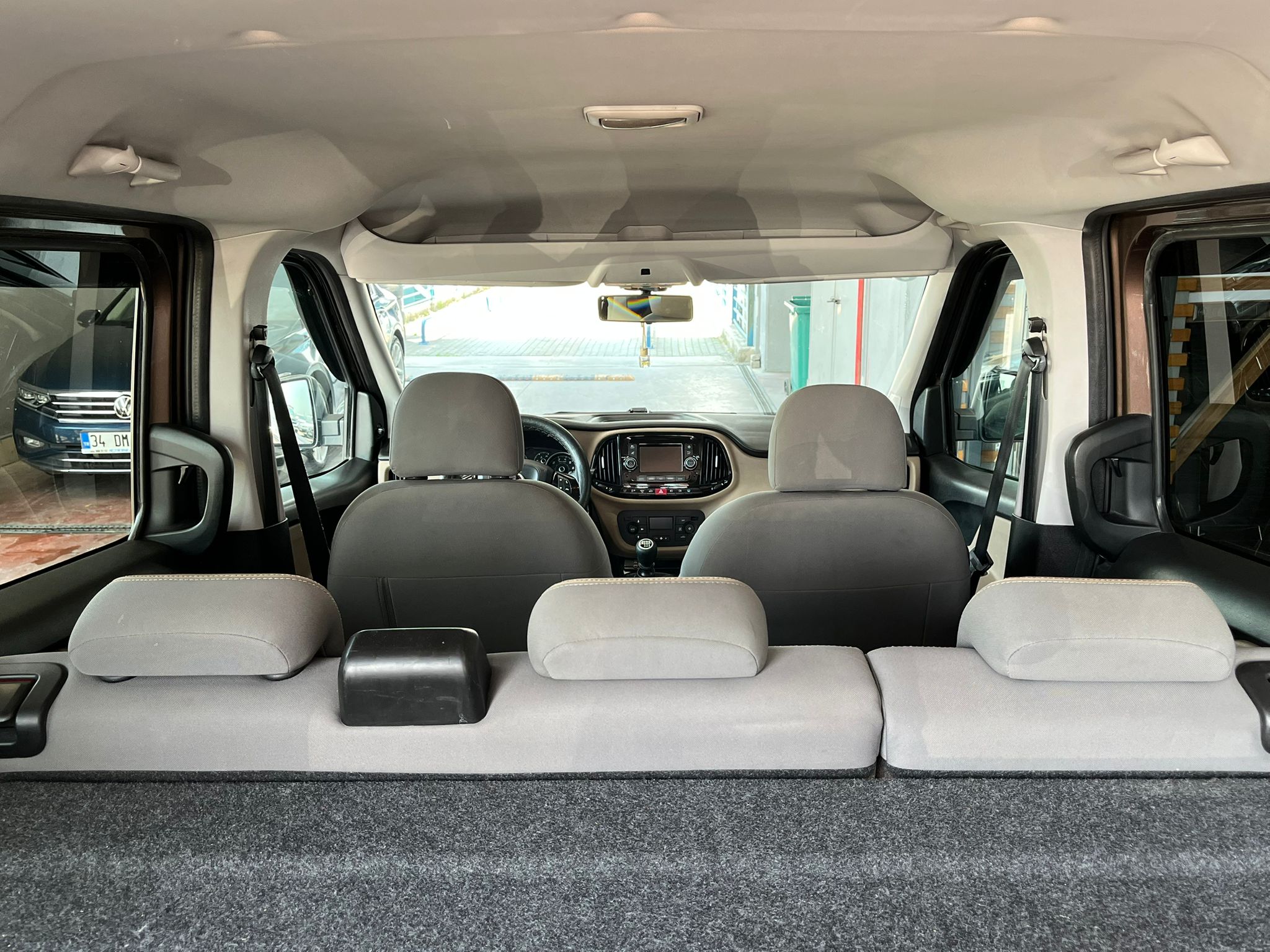 ÇINAR'DAN 2015 MODEL 1.6 MULTİJET 105 PS 6 İLERİ PREMİO PLUS DOBLO YENİ KASA