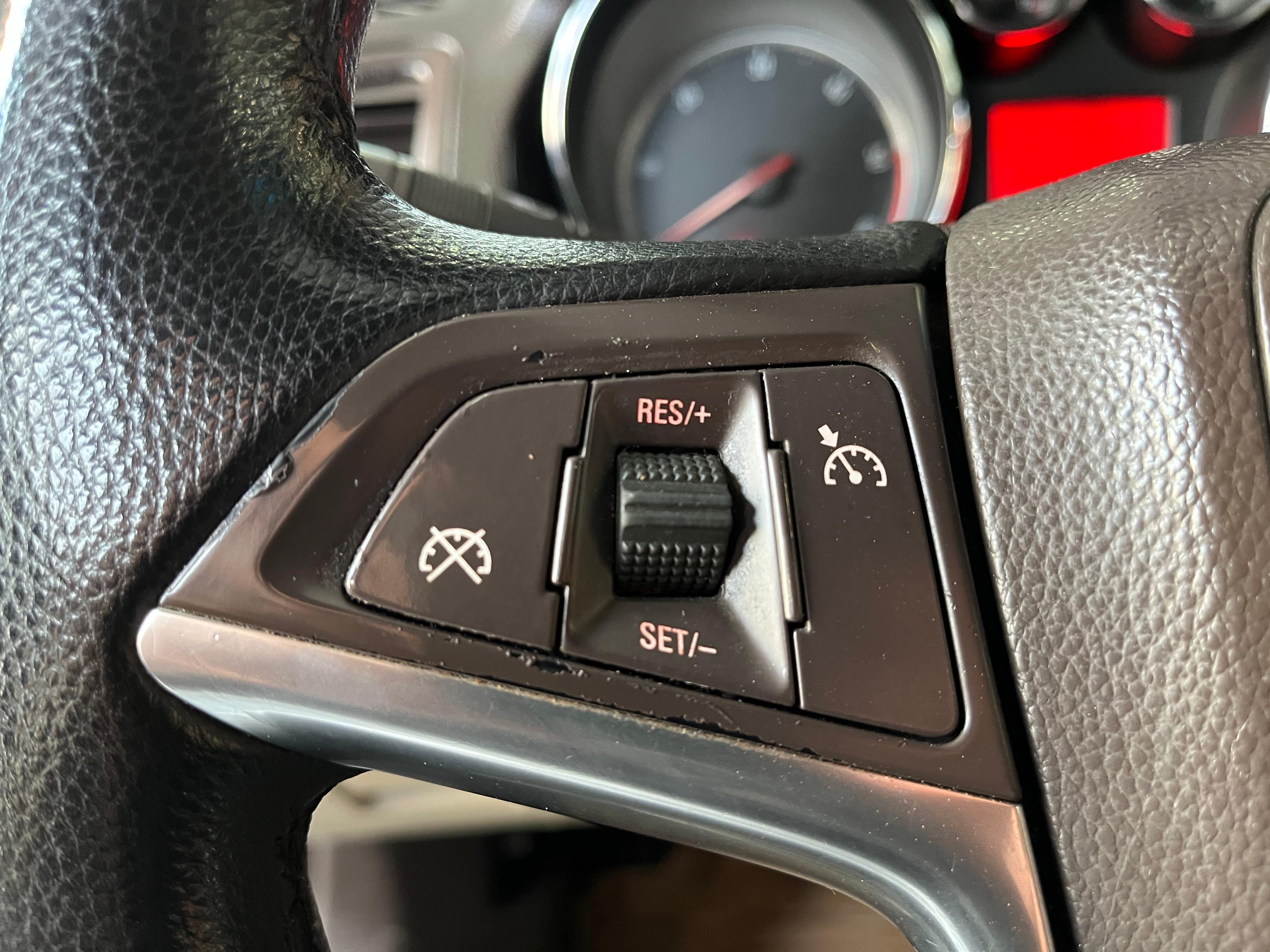 ÇINAR'DAN 2012 MODEL INSIGNIA 2.0 DİZEL OTOMATİK SANRUFLU