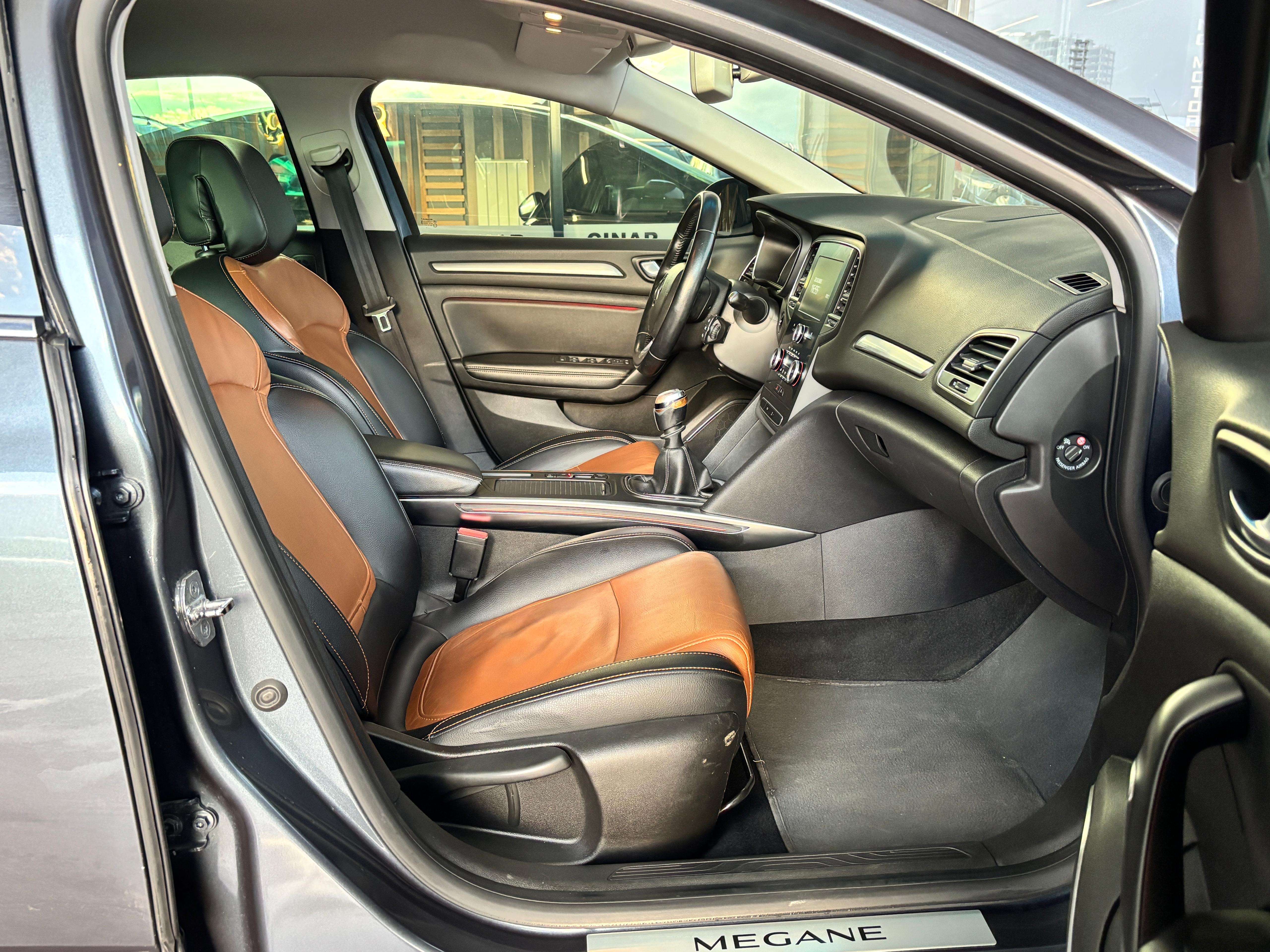 ÇINAR'DAN 2017 RENAULT MEGANE ICON 1.6 ENERGY dCİ 130 BG HATASIZ