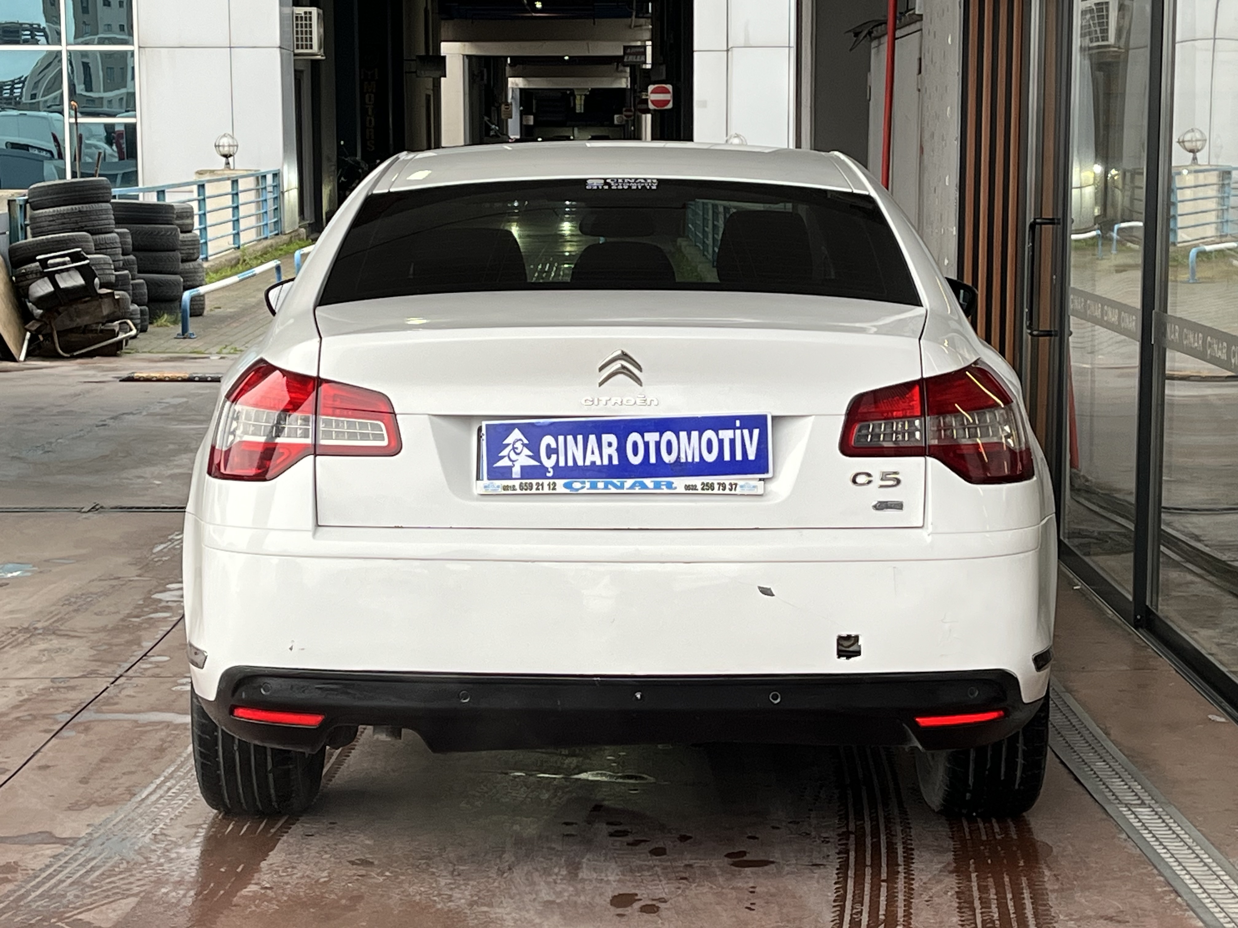 ÇINAR'DAN 2014 MODEL CITROEN C5 1.6 e-HDİ 115 BG OTOMATİK