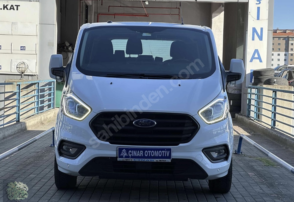 2020 MODEL 116 BİNDE 2.0 MOTOR 170 BG 6 İLERİ FORD CUSTOM DELUXE KISA ŞASE CİTİVAN 5+1 HATA BOYA DEĞİŞEN YOK SIFIR AYARINDA