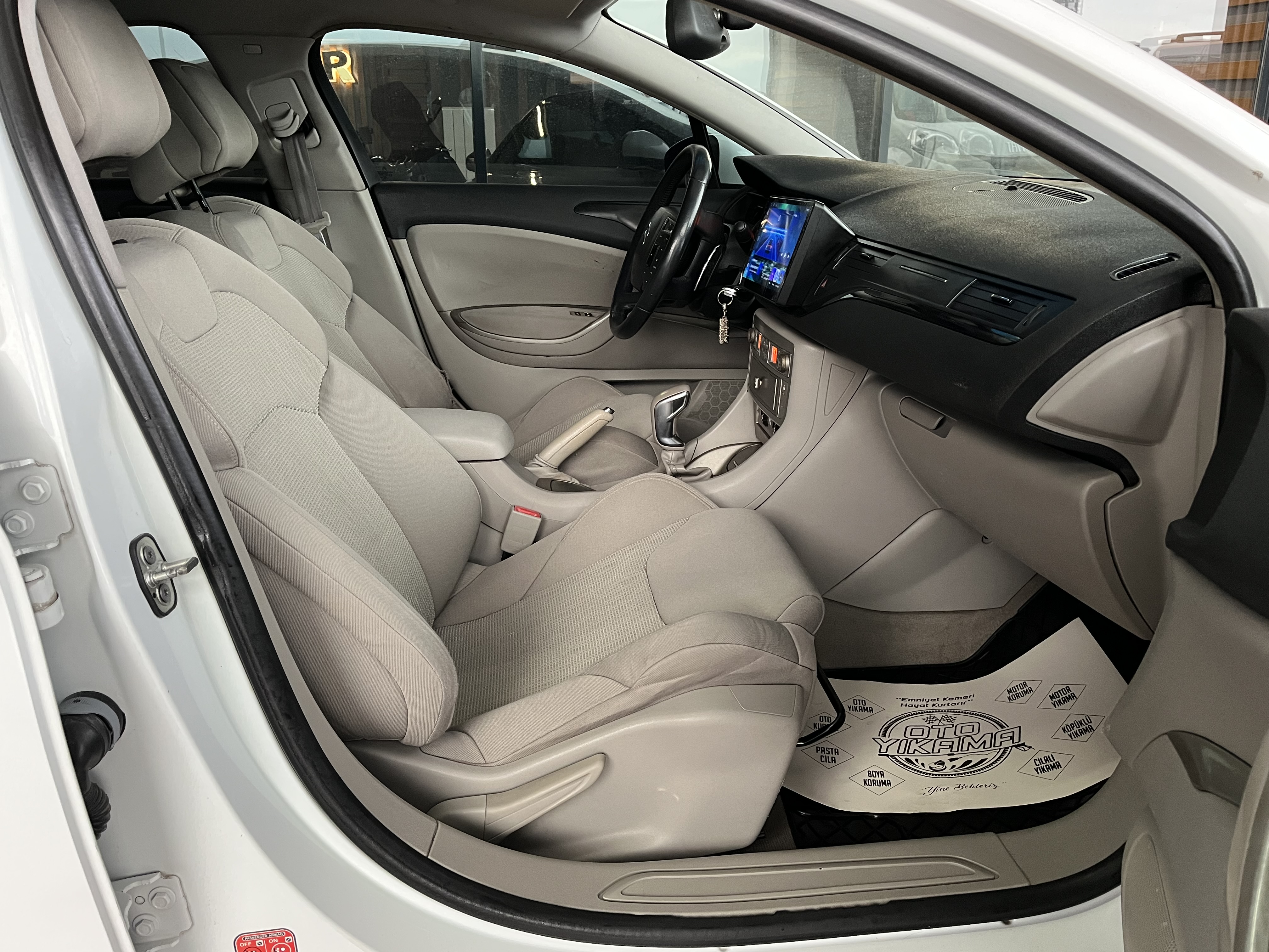 ÇINAR'DAN 2014 MODEL CITROEN C5 1.6 e-HDİ 115 BG OTOMATİK