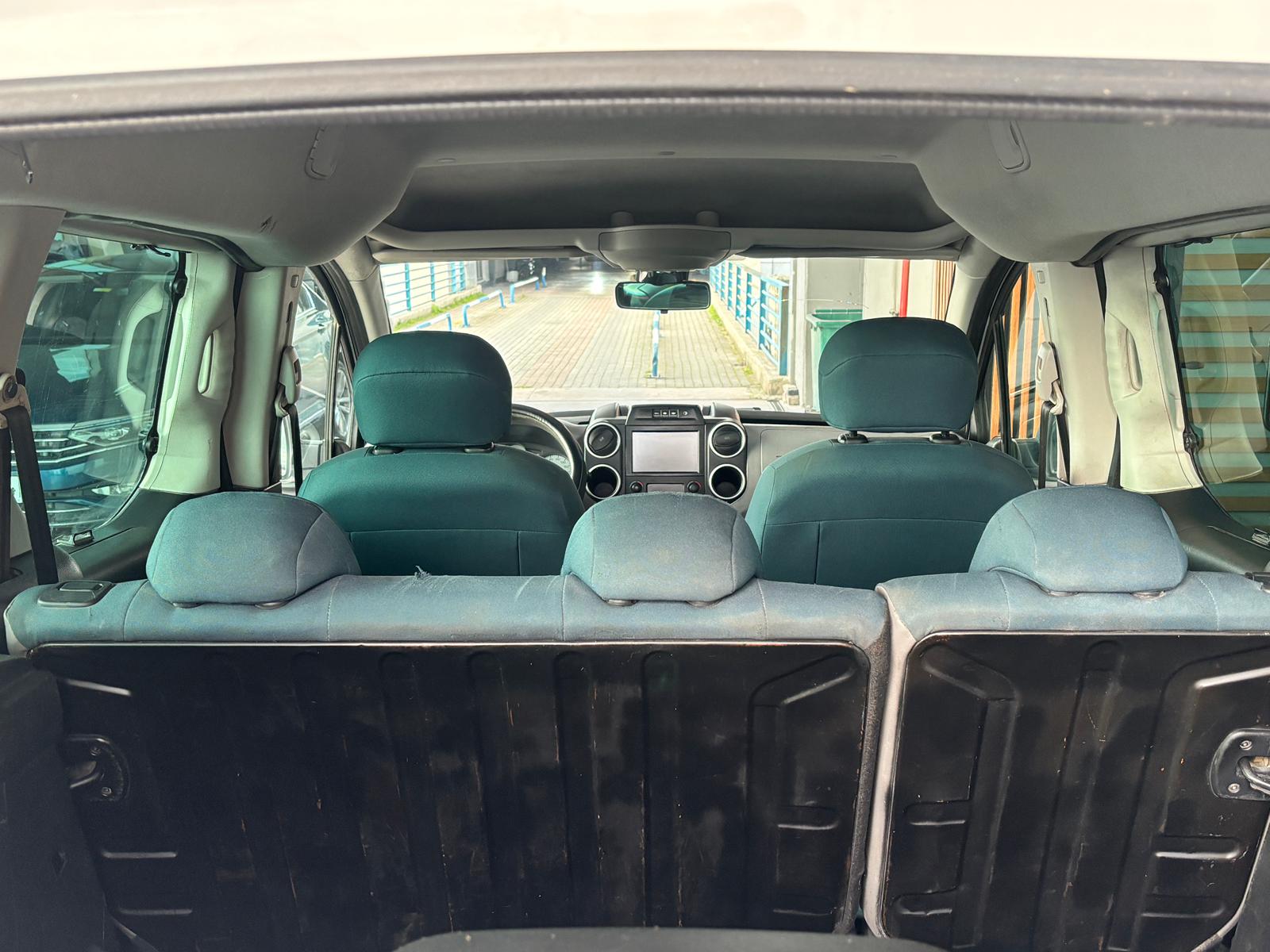 ÇINAR'DAN 2017 MODEL CİTROEN BERLİNGO EKRANLI DİJİTAL KLİMALI FUL PAKET