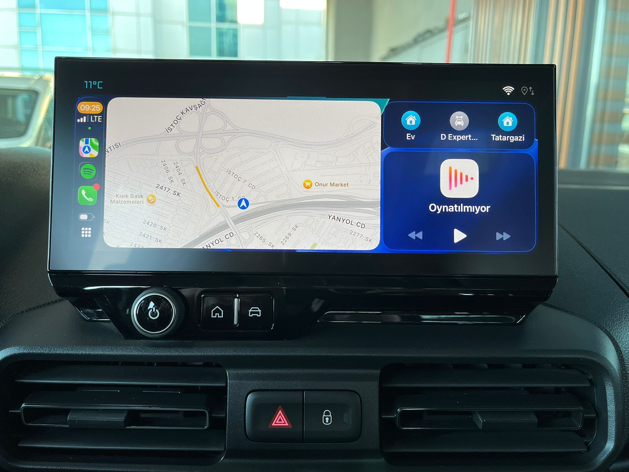 ÇINAR'DAN 2025 MODEL BERLİNGO MAX CAM TAVAN HATASIZ %20 KDV'Lİ