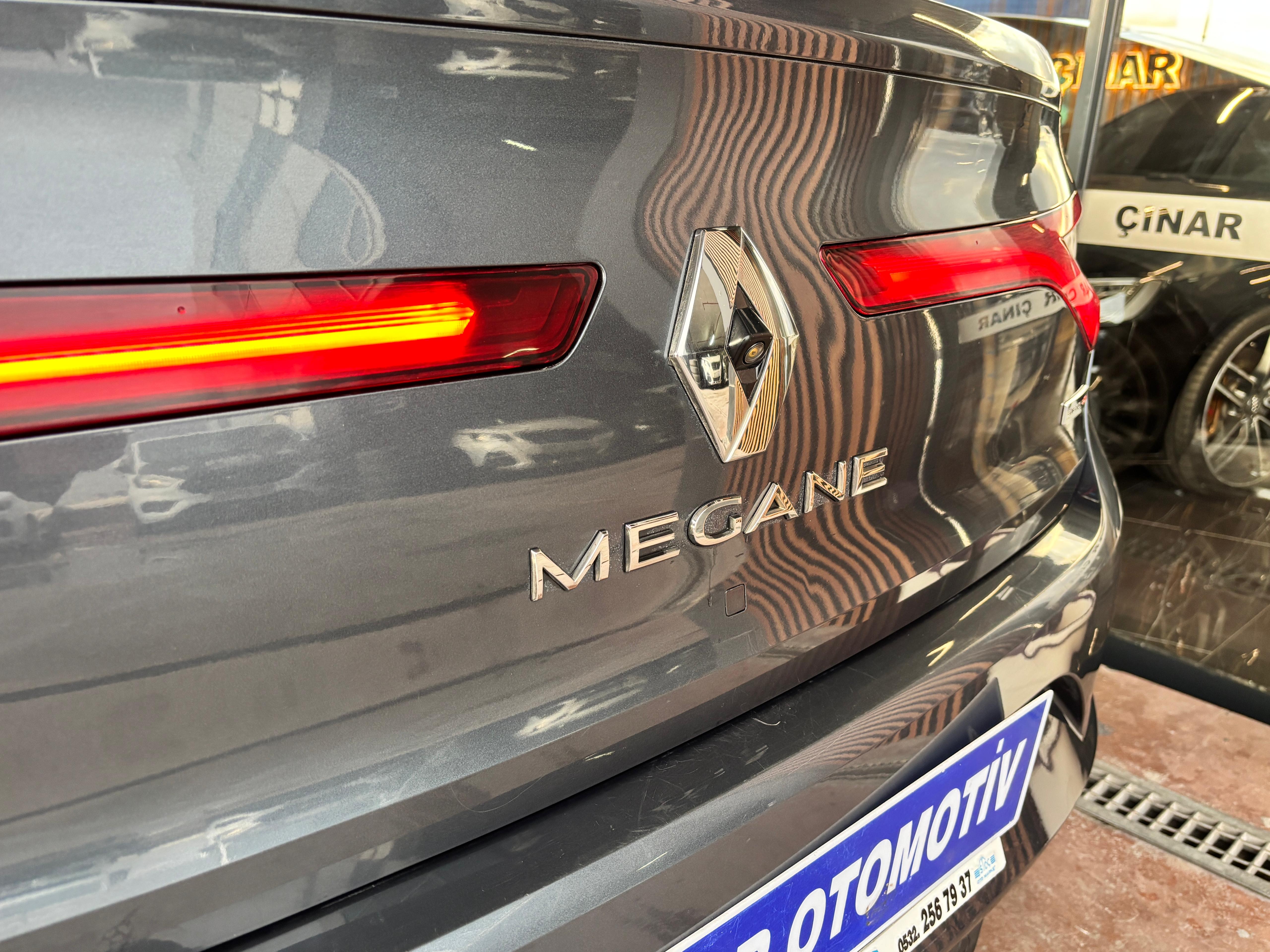 ÇINAR'DAN 2017 RENAULT MEGANE ICON 1.6 ENERGY dCİ 130 BG HATASIZ