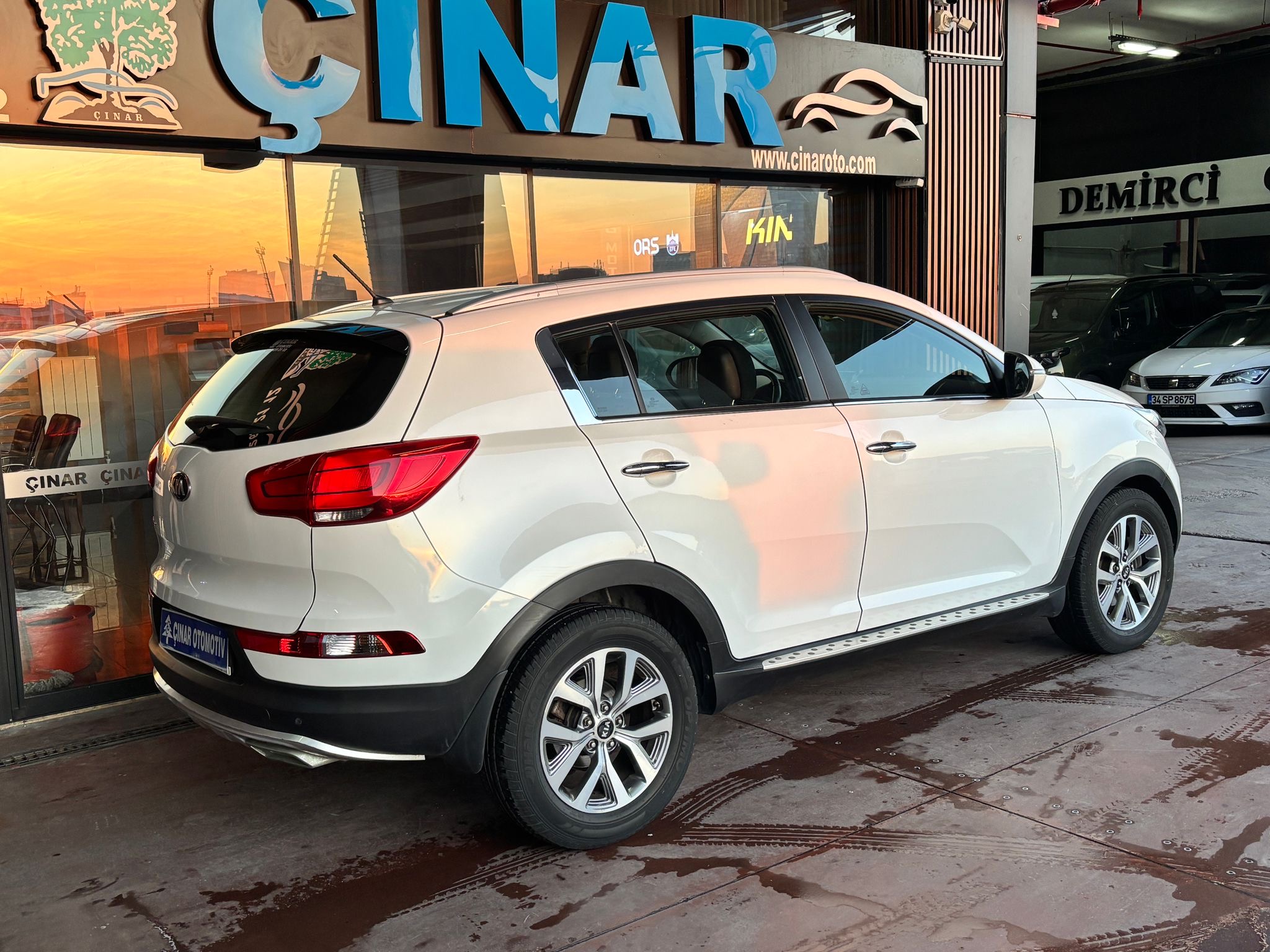 ÇINAR'DAN 2015 KİA SPORTAGE 62.000 DE OTOMATİK