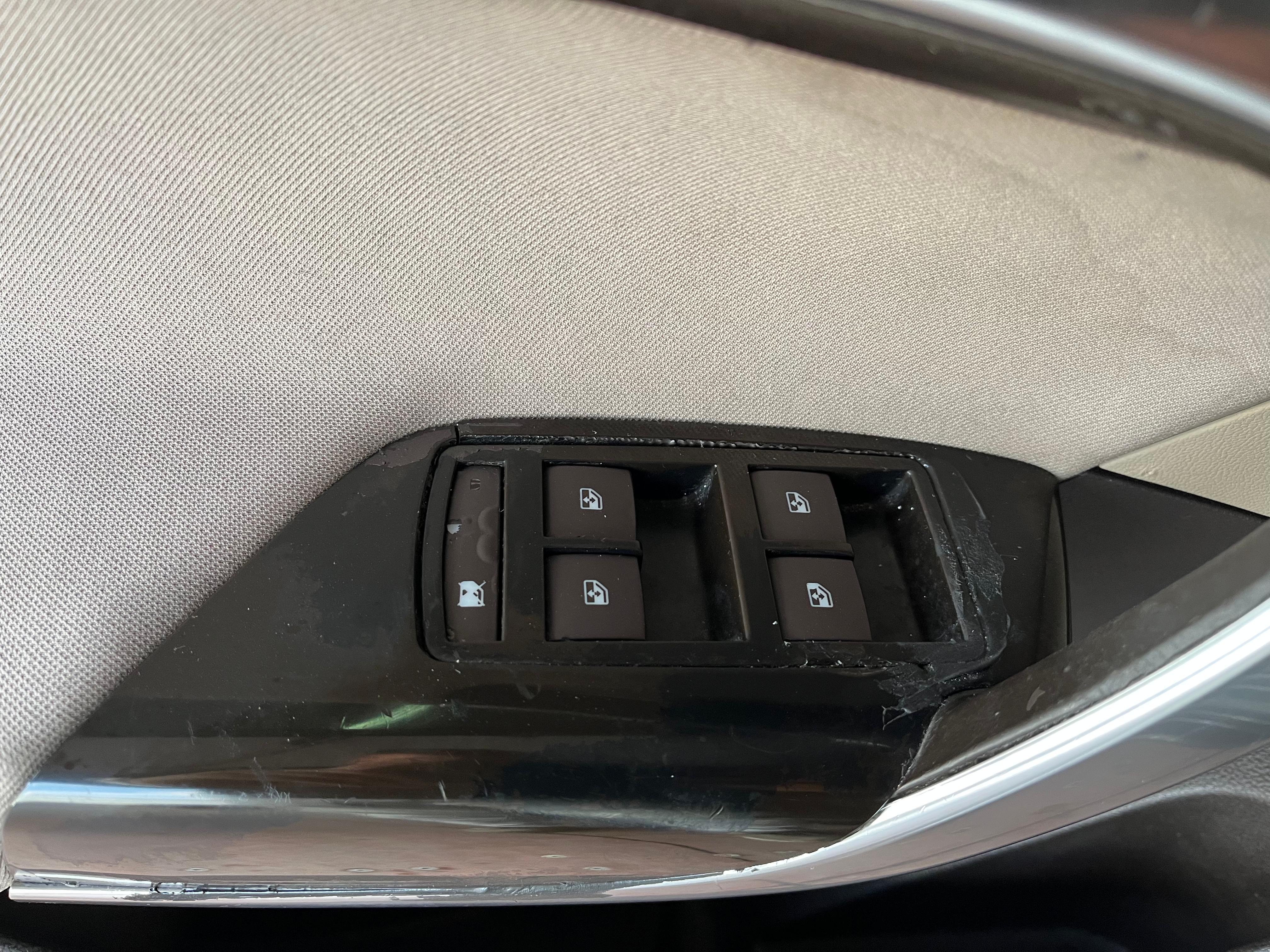 ÇINAR'DAN 2012 MODEL INSIGNIA 2.0 DİZEL OTOMATİK SANRUFLU