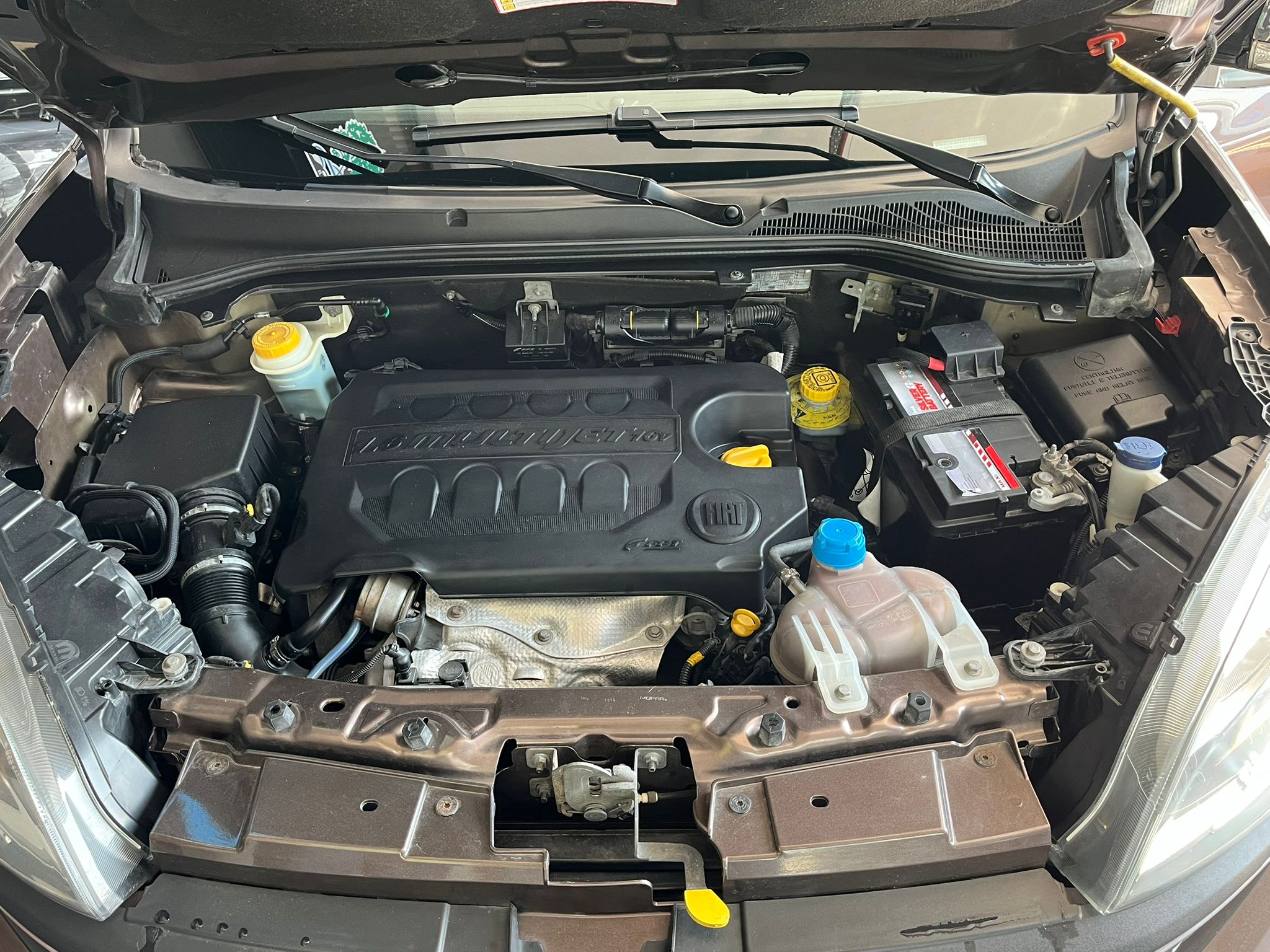 ÇINAR'DAN 2015 MODEL 1.6 MULTİJET 105 PS 6 İLERİ PREMİO PLUS DOBLO YENİ KASA