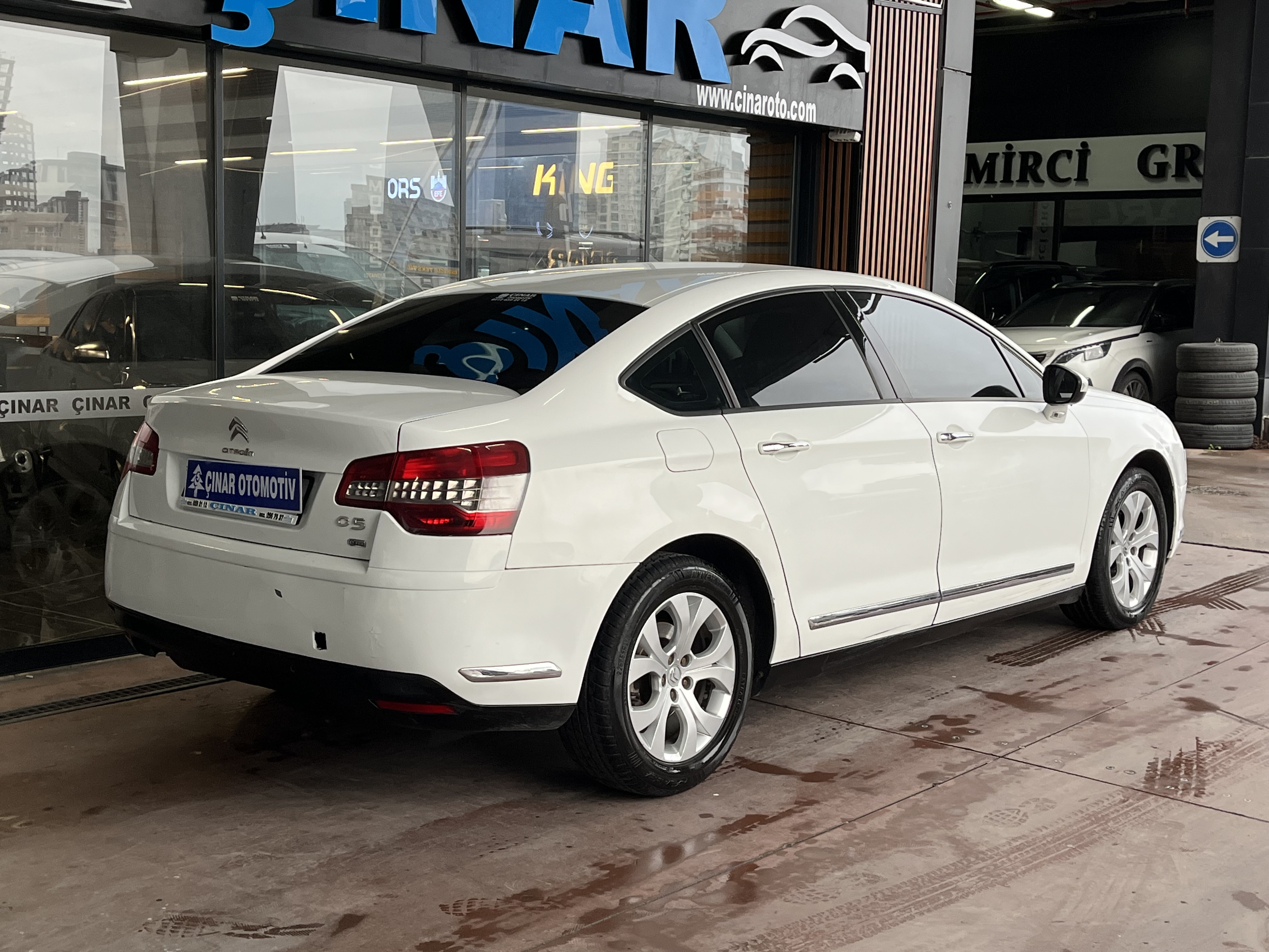 ÇINAR'DAN 2014 MODEL CITROEN C5 1.6 e-HDİ 115 BG OTOMATİK