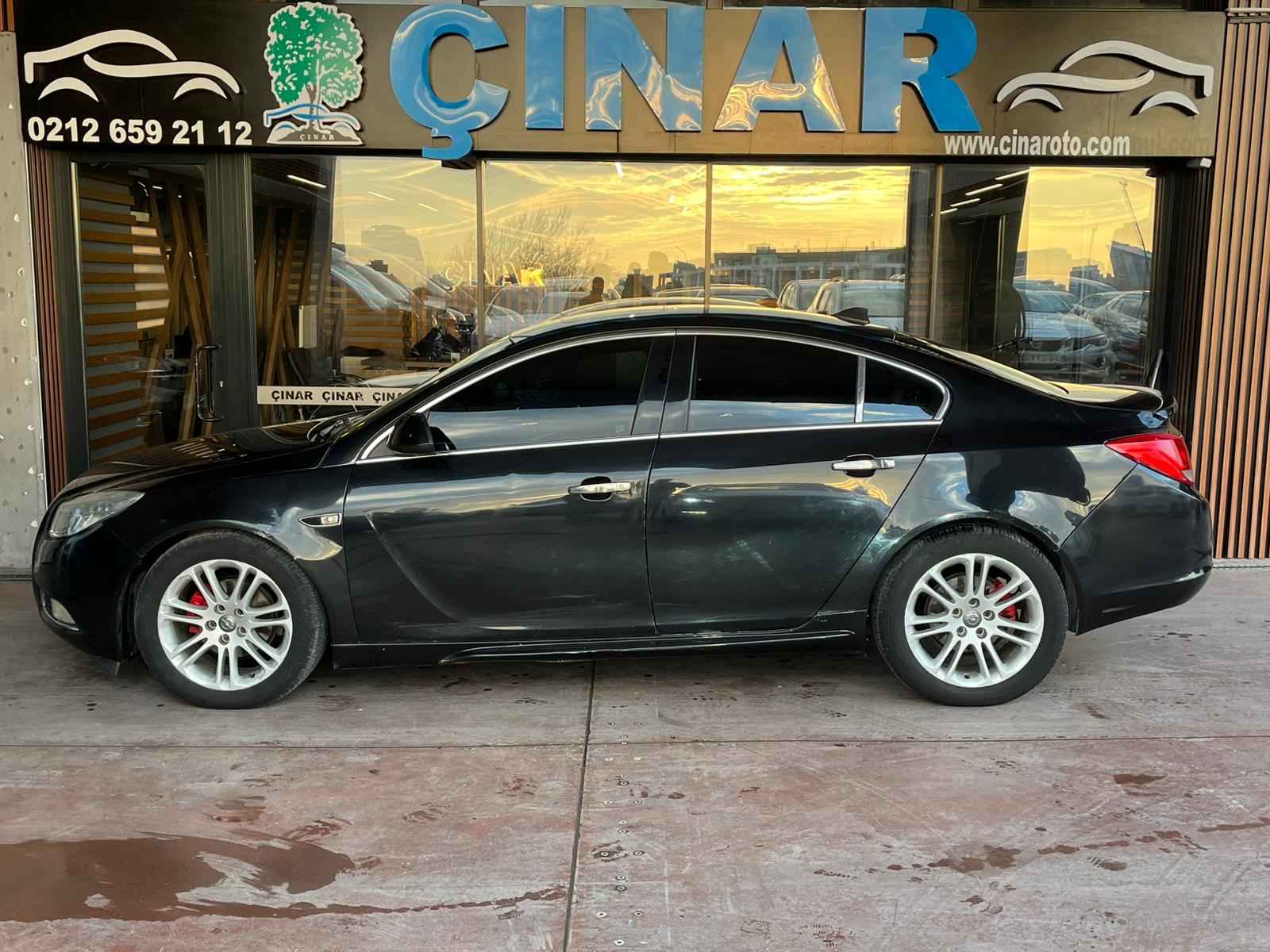 ÇINAR'DAN 2012 MODEL INSIGNIA 2.0 DİZEL OTOMATİK SANRUFLU