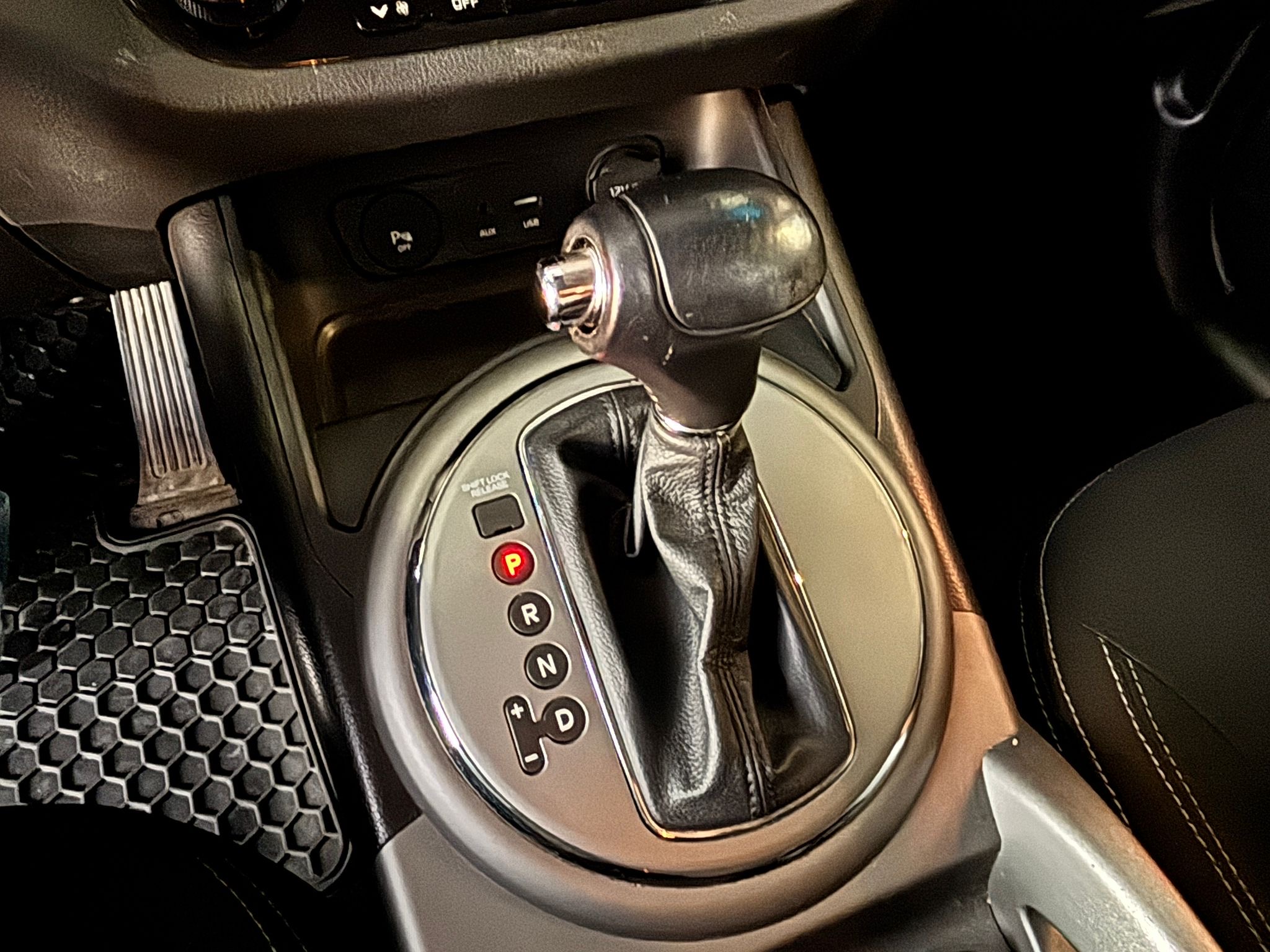 ÇINAR'DAN 2015 KİA SPORTAGE 62.000 DE OTOMATİK