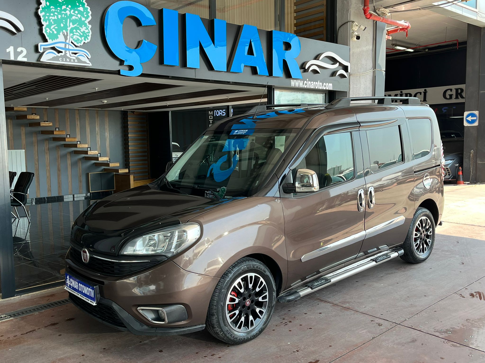 ÇINAR'DAN 2015 MODEL 1.6 MULTİJET 105 PS 6 İLERİ PREMİO PLUS DOBLO YENİ KASA