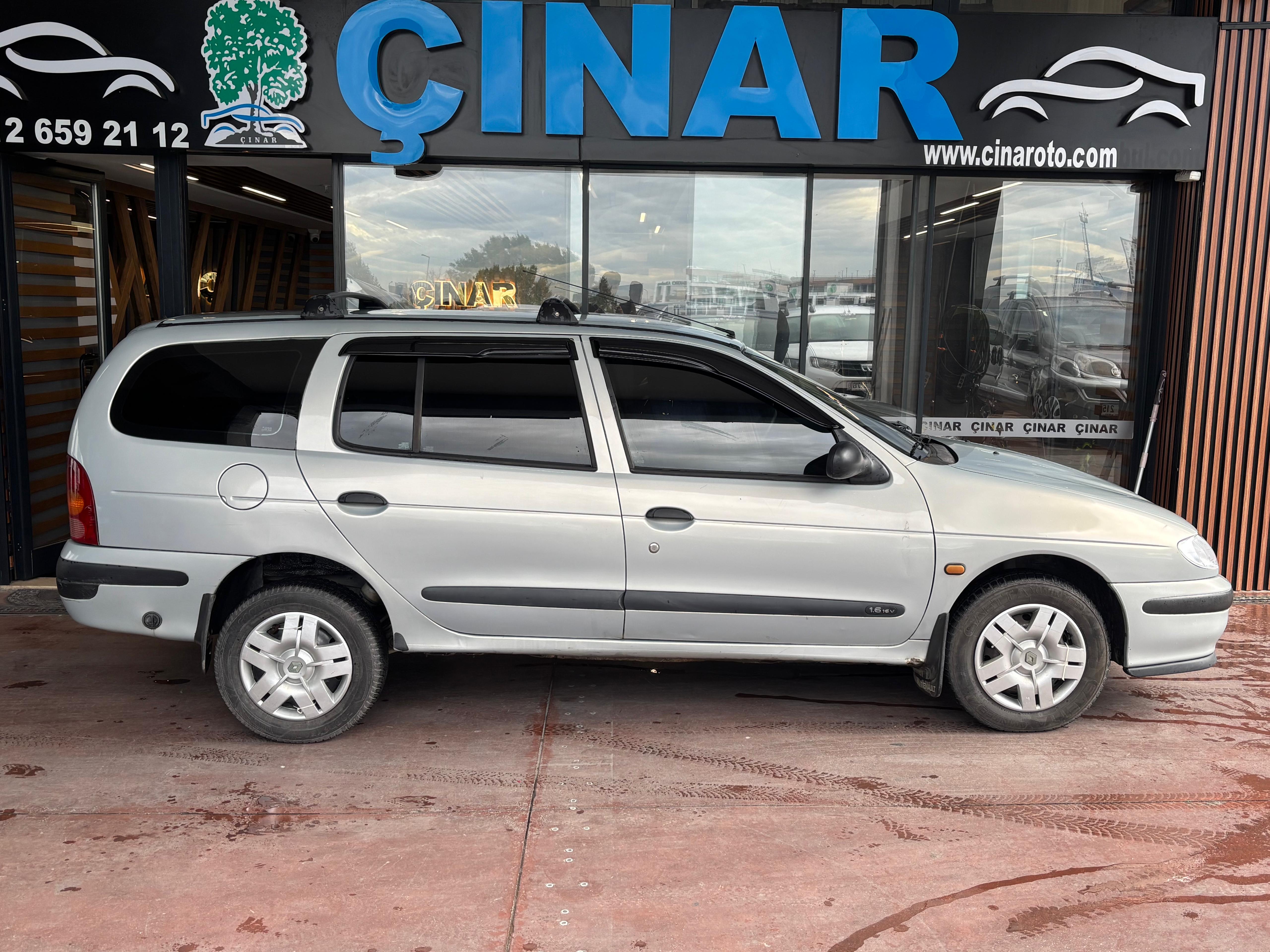 ÇINAR'DAN 1999 MODEL MEGANE 1.6 STATİON WAGON LPG'Lİ KLİMALI