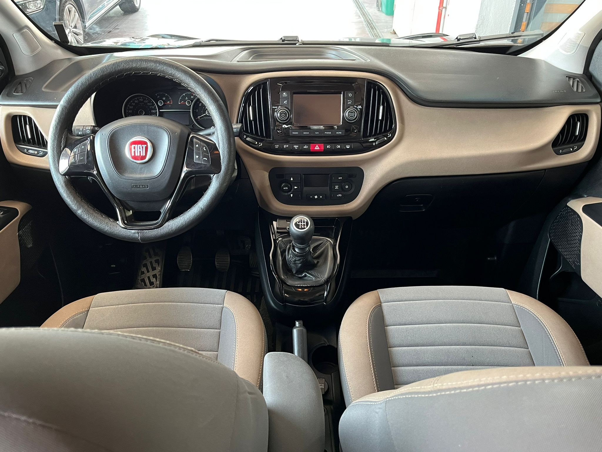 ÇINAR'DAN 2015 MODEL 1.6 MULTİJET 105 PS 6 İLERİ PREMİO PLUS DOBLO YENİ KASA