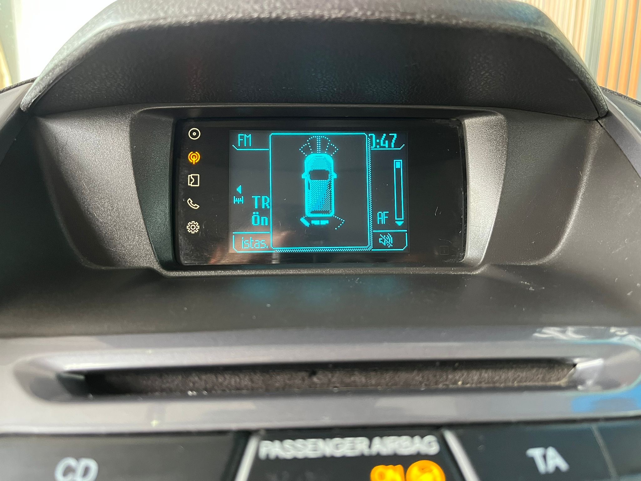 ÇINAR'DAN 2017 MODEL FORD CONNECT 1.5 TDCI TİTANİUM