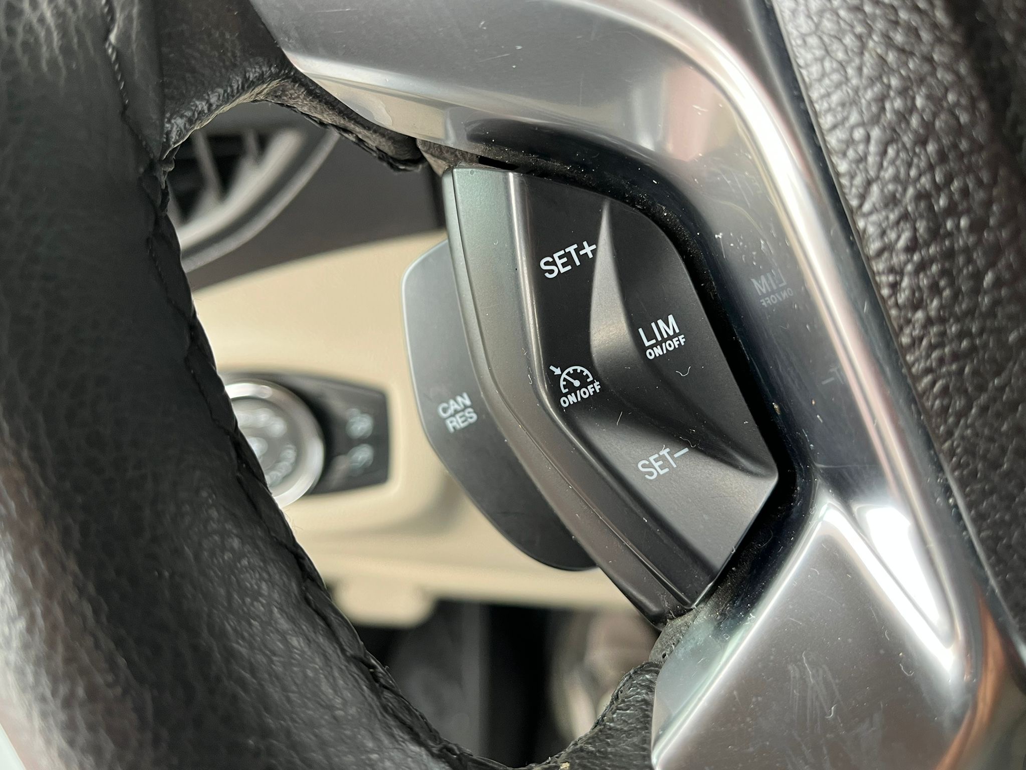 ÇINAR'DAN 2017 MODEL FORD CONNECT 1.5 TDCI TİTANİUM