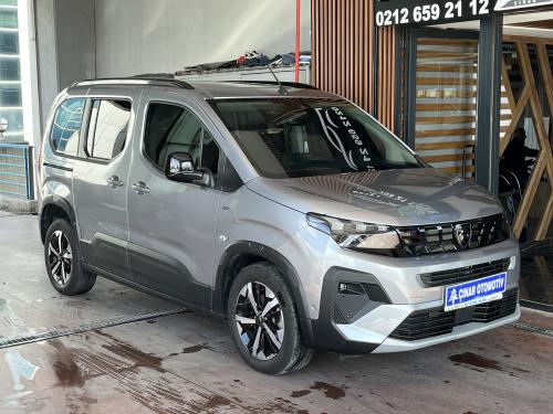 2024 MODEL 22 BİNDE HATASIZ PEUGEOT RİFTER GT OTOMATİK CAM TAVAN YETKİLİ SERVİS BAKIMLI GARANTİSİ DEVAM EDİYOR
