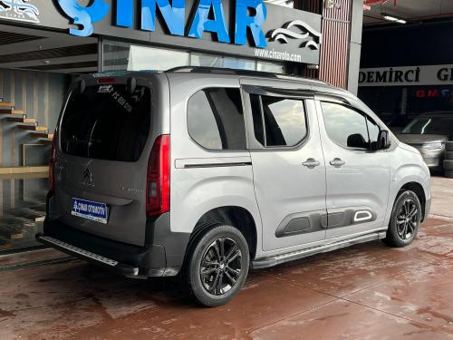 ÇINAR'DAN 2023 MODEL 50 BİNDE HATASIZ CAM TAVAN OTOMATİK EAT8
