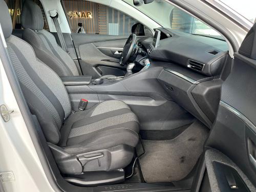 ÇINAR'DAN 2020 MODEL 3008 1.5 BLUEHDİ 130 PS HATASIZ BOYASIZ