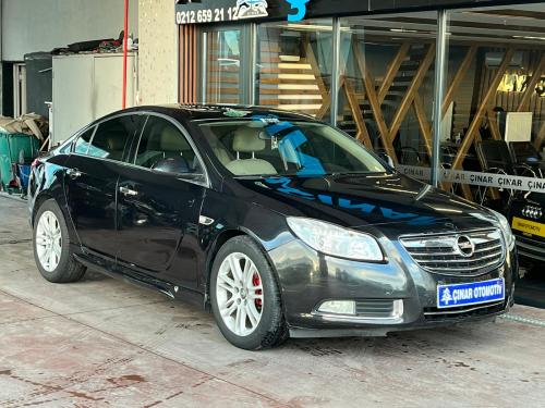 ÇINAR'DAN 2012 MODEL INSIGNIA 2.0 DİZEL OTOMATİK SANRUFLU