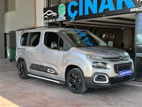 ÇINAR'DAN 2022 BERLİNGO SHİNE OTOMATİK SERVİS BAKIMLI GARANTİLİ
