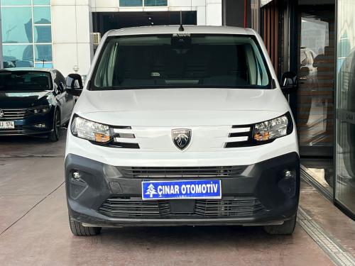 2024 MODEL 49 BİNDE HATASIZ YENİ KASA PARTNER VAN UZUN ŞASE GT DONANIM FULL+FULL