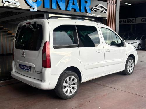 ÇINAR'DAN 2017 MODEL CİTROEN BERLİNGO EKRANLI DİJİTAL KLİMALI FUL PAKET