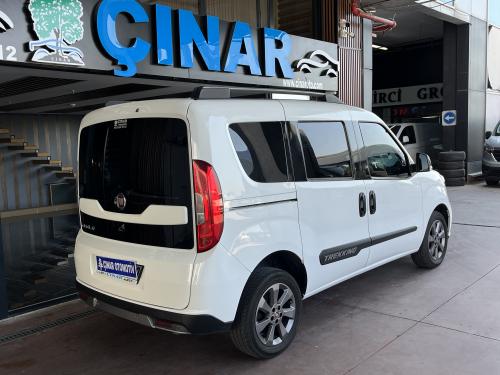 ÇINAR'DAN 2023 MODEL DOBLO 1.6 120 PS 6 İLERİ TREKKİNG FİNAL