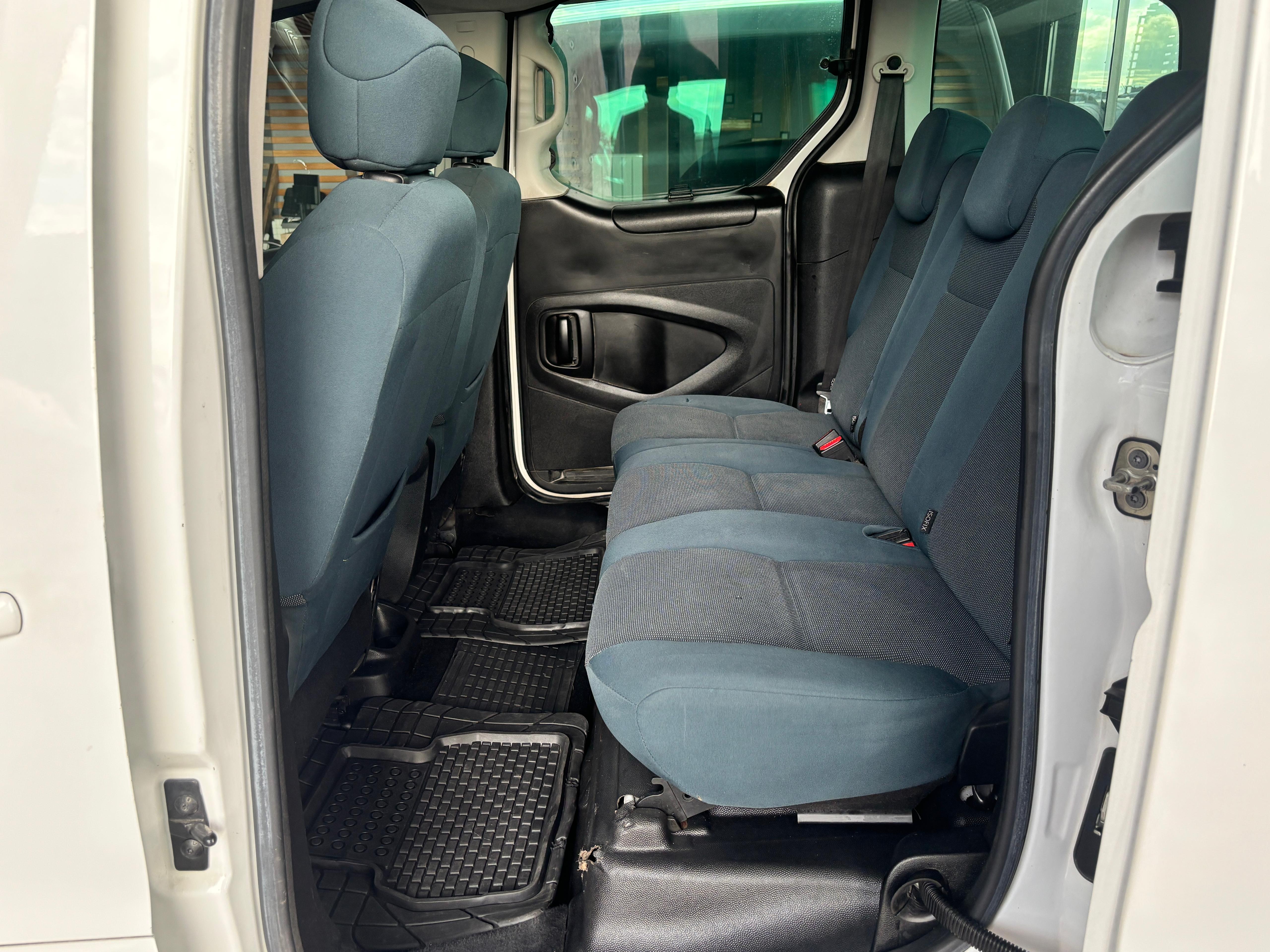 ÇINAR'DAN 2017 MODEL CİTROEN BERLİNGO EKRANLI DİJİTAL KLİMALI FUL PAKET