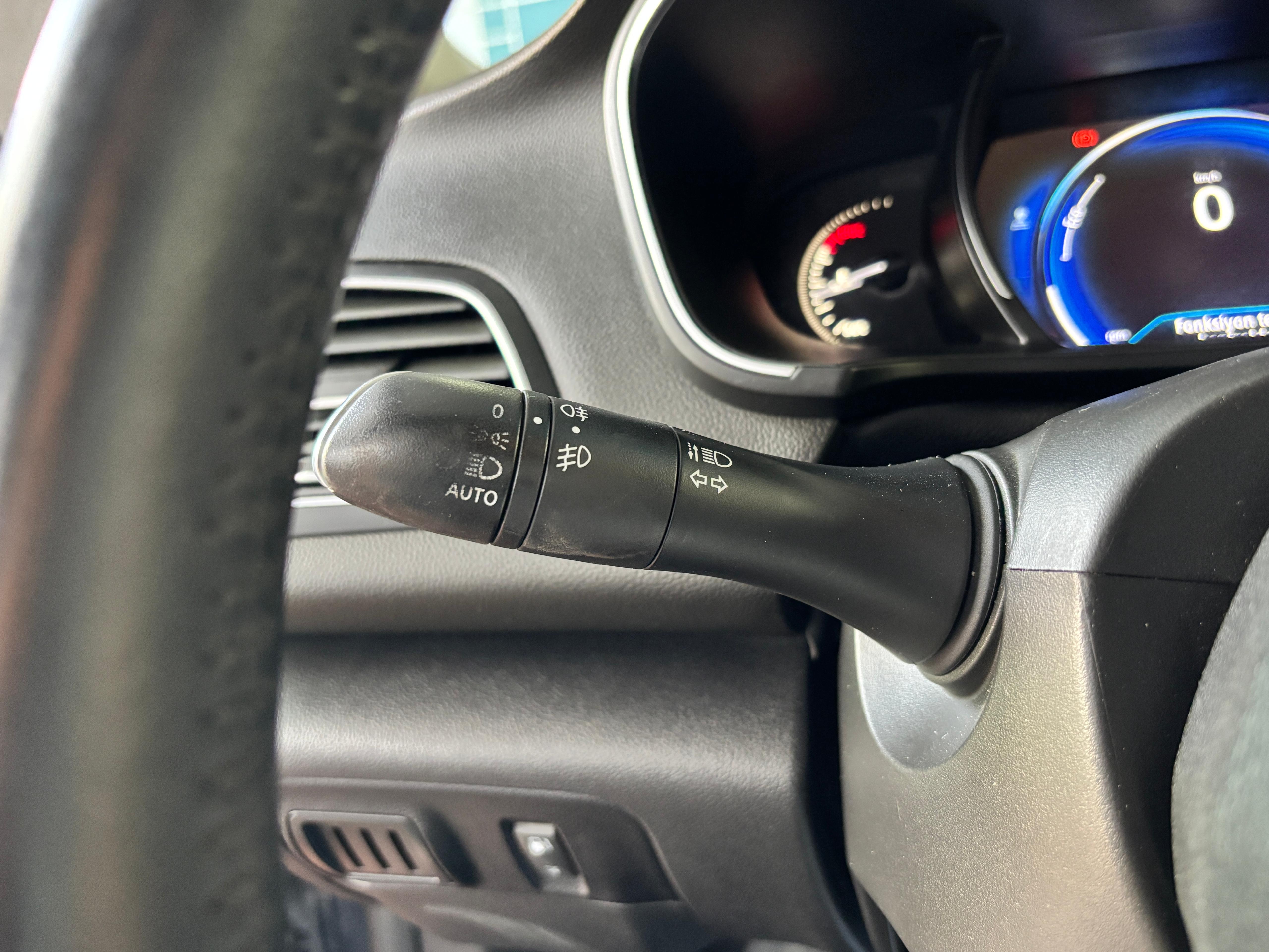 ÇINAR'DAN 2017 RENAULT MEGANE ICON 1.6 ENERGY dCİ 130 BG HATASIZ