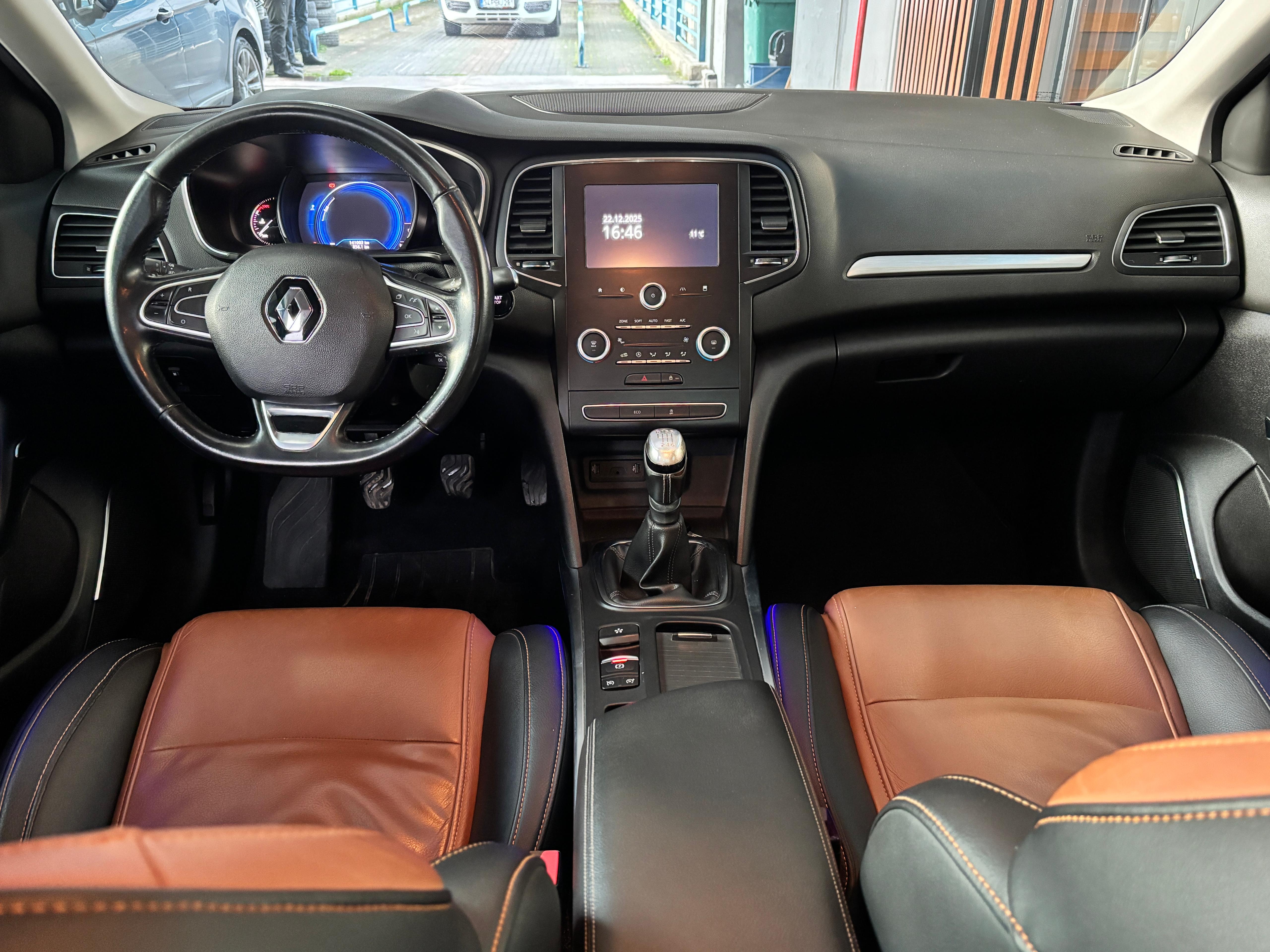 ÇINAR'DAN 2017 RENAULT MEGANE ICON 1.6 ENERGY dCİ 130 BG HATASIZ